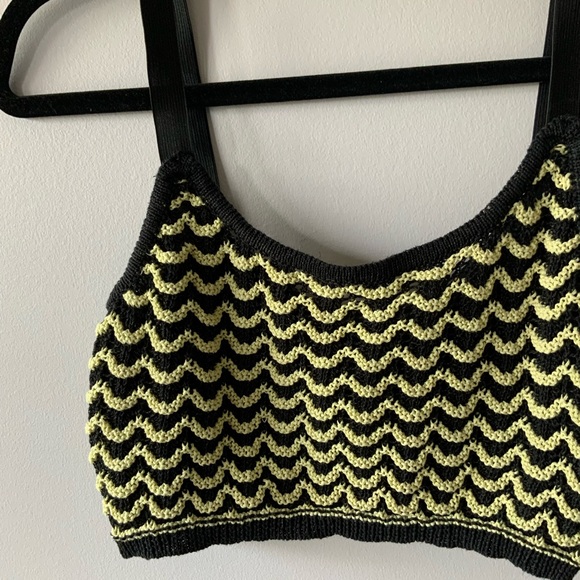 Black & Yellow Crop Top - Picture 6 of 14